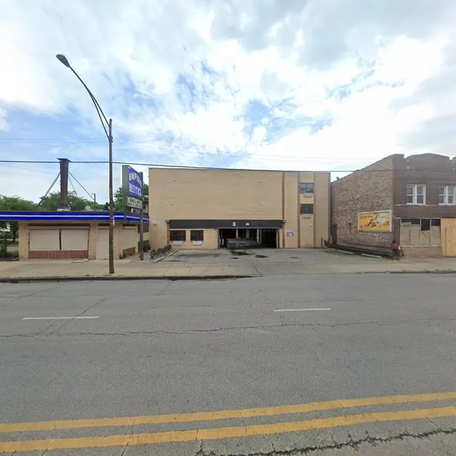 Capital O Empire Motel Chicago I-94