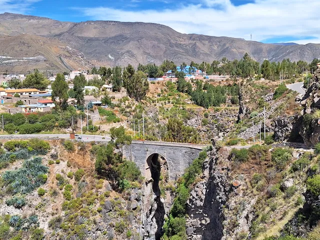 Puente Inca