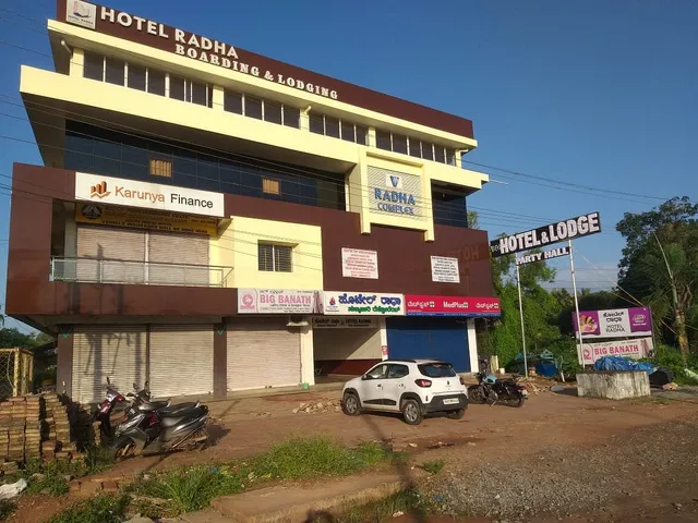 Hotel Radha