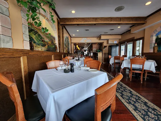 Jimmy's 21 Lake Side Italian Restaurant