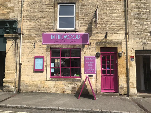 In The Mood Tearoom