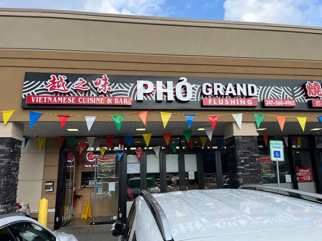 Pho Grand Flushing