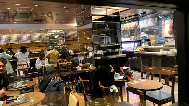 Saint Marc Cafe - Shibuya Dogenzaka