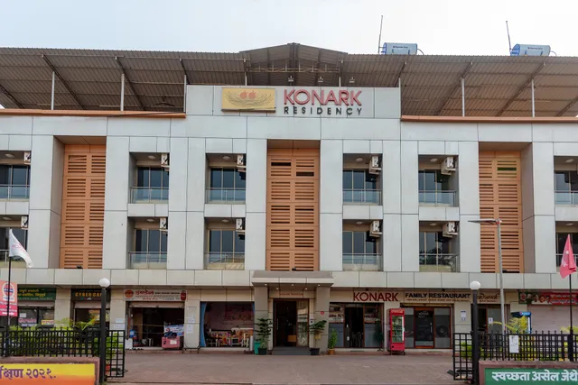 OYO 15532 Konark Residency