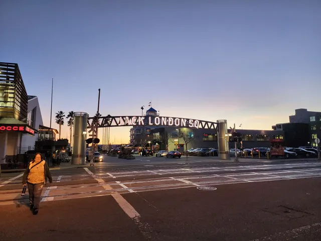 Jack London Square - Valet