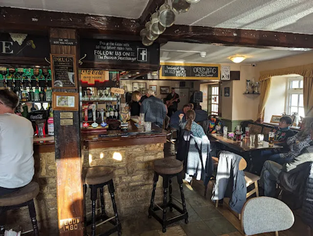 The Beehive at Deanshanger