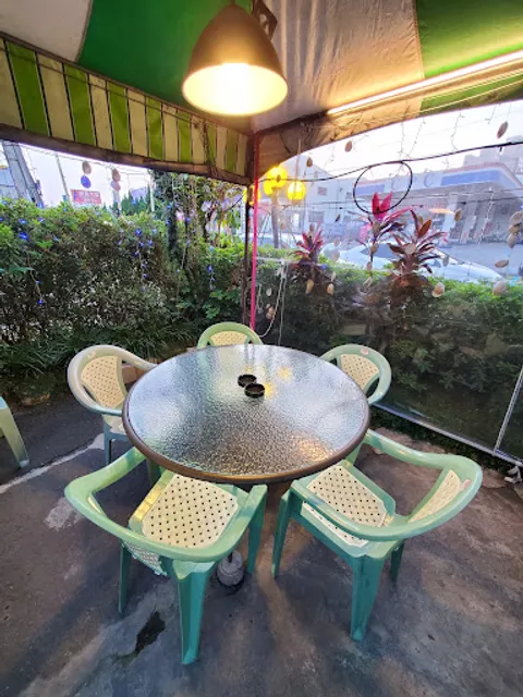 Lu Yuan Seafood Restaurant