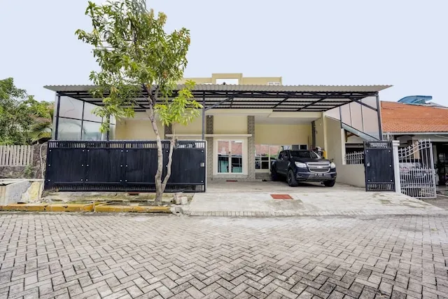 Capital O Inn App Tenggilis