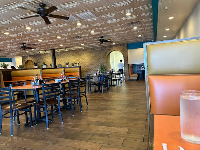 Yolkizz Cafe- Breakfast-Brunch-Lunch