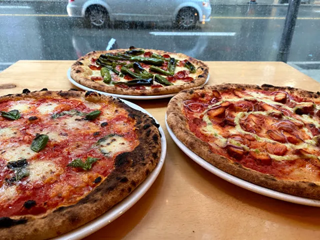 Za Cafe Pizzeria & Bar