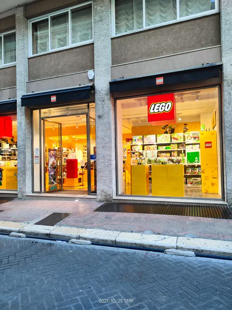 LEGO® Certified Store Bari