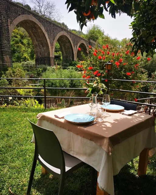 Le Arcate | Ristorante | Pizzeria | Pool Garden