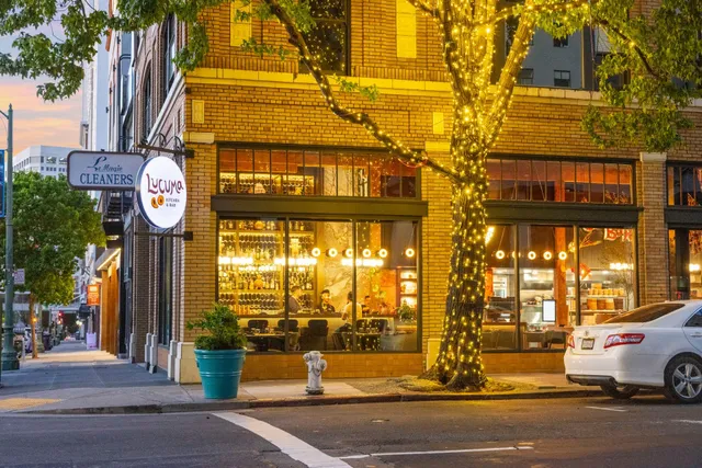 Lucuma Kitchen and Bar