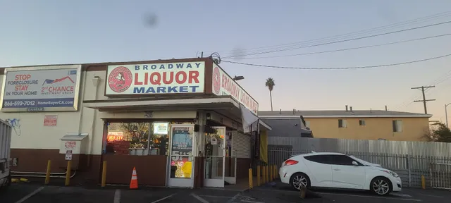 BROADWAY LIQUOR MARKET & LA MICHOACANA ICE CREAM