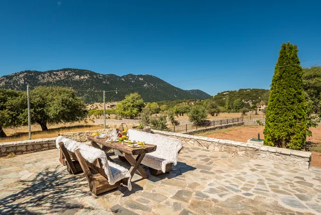 Arachova Mountain Villa