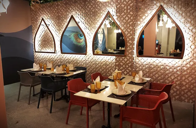 Naans & Curries - An Ethnic Indian Restaurant