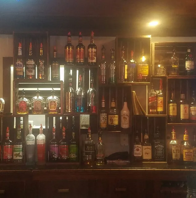 The Big House: Eating & Drinking Emporium