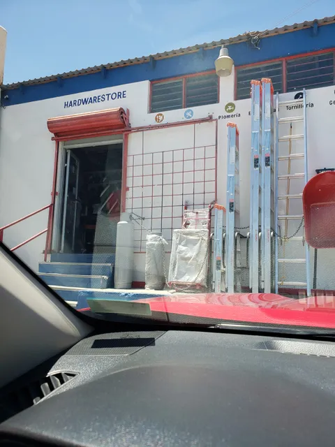 El Surtidor De Los Cabos Sucursal San José