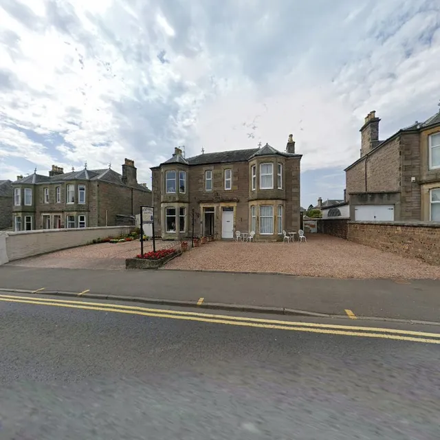 Ackinnoull Guest House