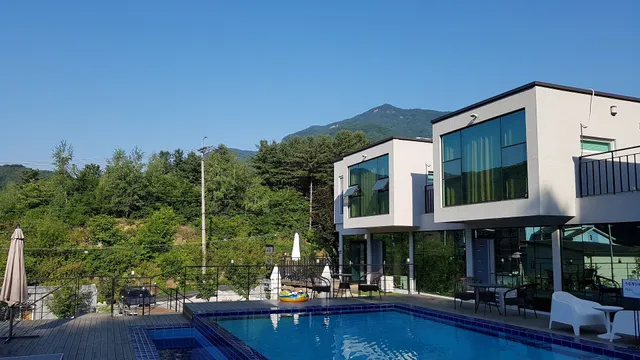 도도키즈풀빌라