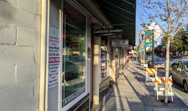 Goldfield's Jewelers