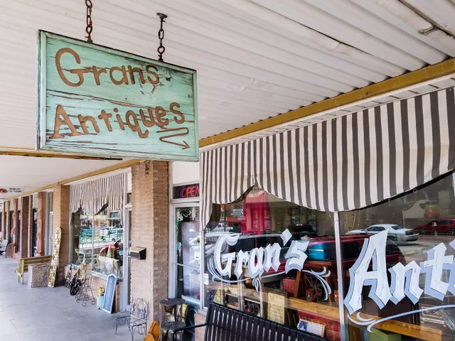 Gran's Antiques