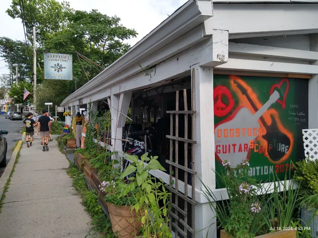 Happylife Productions