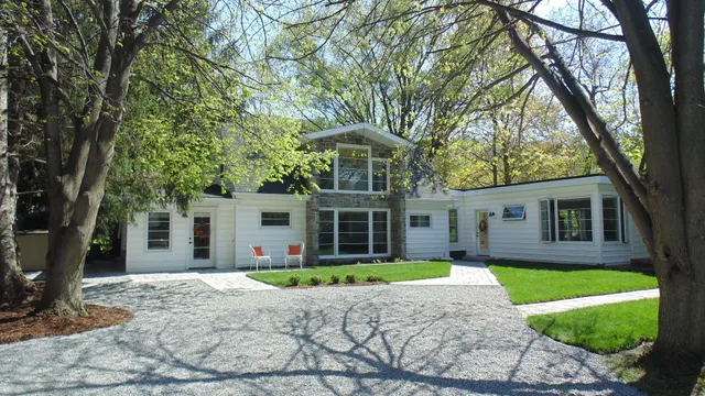 Carriage House On Kent