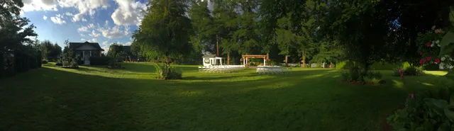 Wine & Roses Country Estate