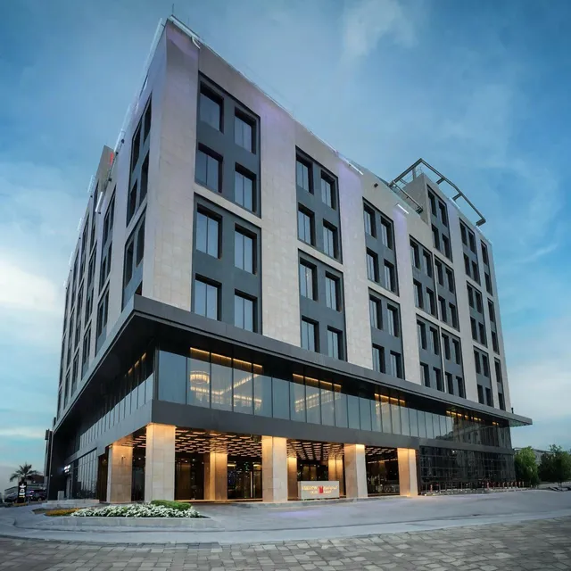 Millennium Al Masar Hotel