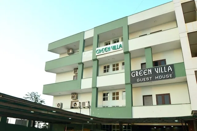 OYO 26175 Hotel Green Villa Guest House