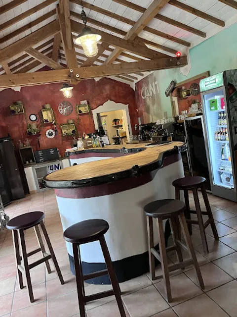 La Cantina