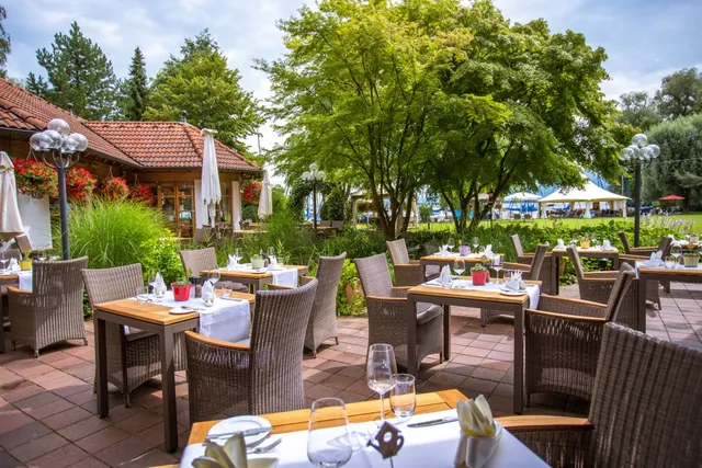 Restaurant Kitz & Gloria direkt am Chiemsee mit Seeterrasse