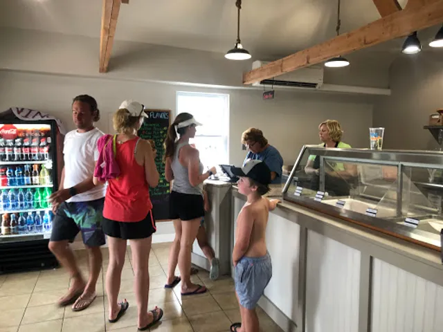 Shipwrecked Mini Golf And Ice Cream