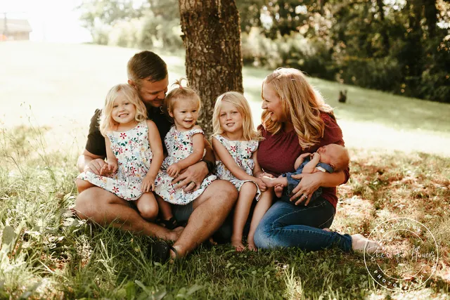 She Of The Flowers Boutique Photography