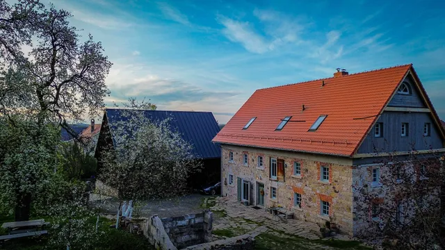 Dwie Brzozy - wegetariański dom gościnny na pogórzu