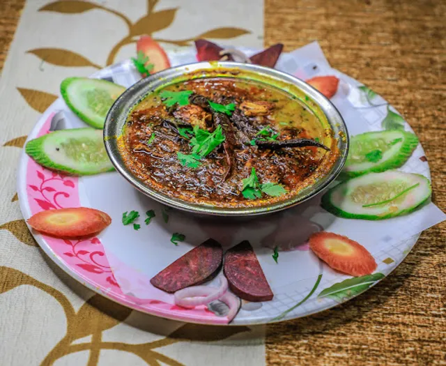 Hotel Red Chilly ( Opposite E. C. P. Vastu)