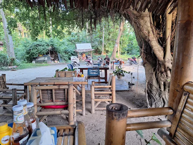 LEO Thai Food ลีโอ อาหารไทย