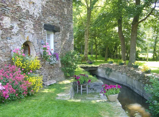 Le Moulin De La Castellerie
