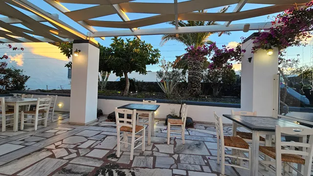 Laokasti Cook & Grill