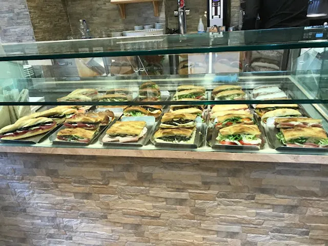 Bar Pasticceria Tavola Calda Il Grottino di San Bernardo