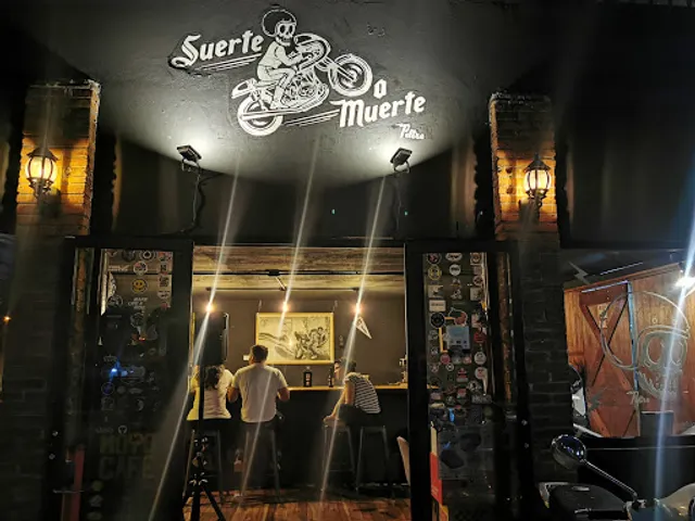 Suerte o Muerte moto café
