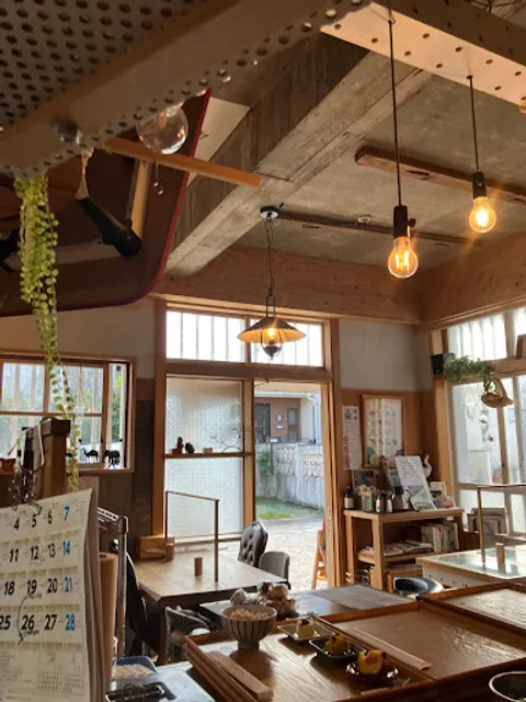 caFe木箱おひるごはんと黒糖ぜんざい