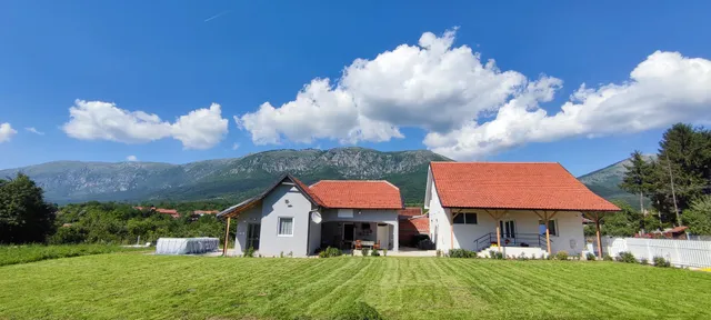 Apartmani Petrović SEMČE