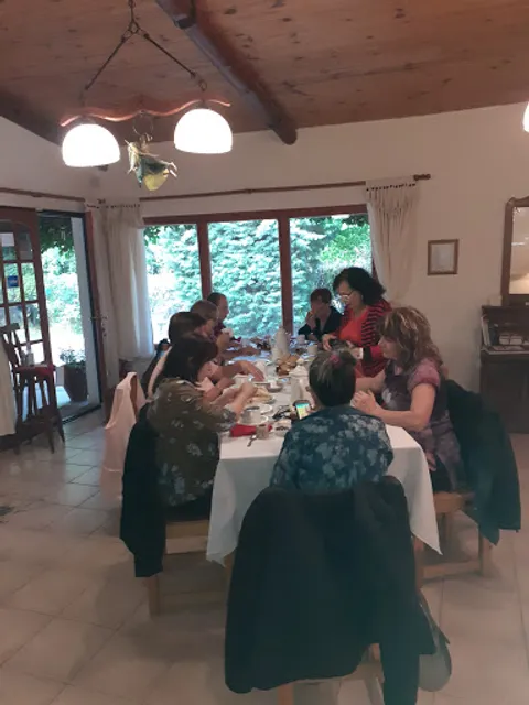 BOSQUE DEL DUENDE CASA DE TE Y CABAÑAS