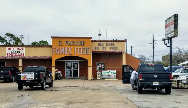 EL PAISANO FAMILY FOOD