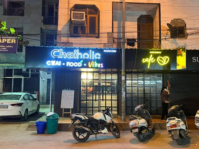 Chaiholic Rohini – Best Cafe & Chai Spot