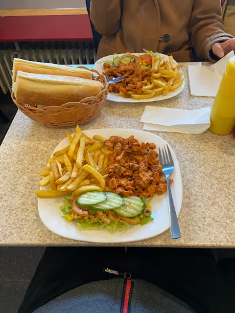 Alhambra Petit Restaurant Cafetaria