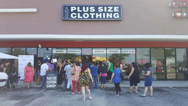 Curv Exchange OUTLET - Plus Size Resale of Pasco