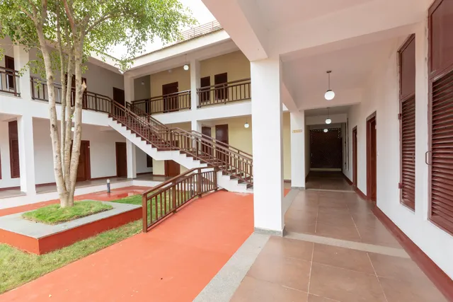 Hotel Mayura Yagachi